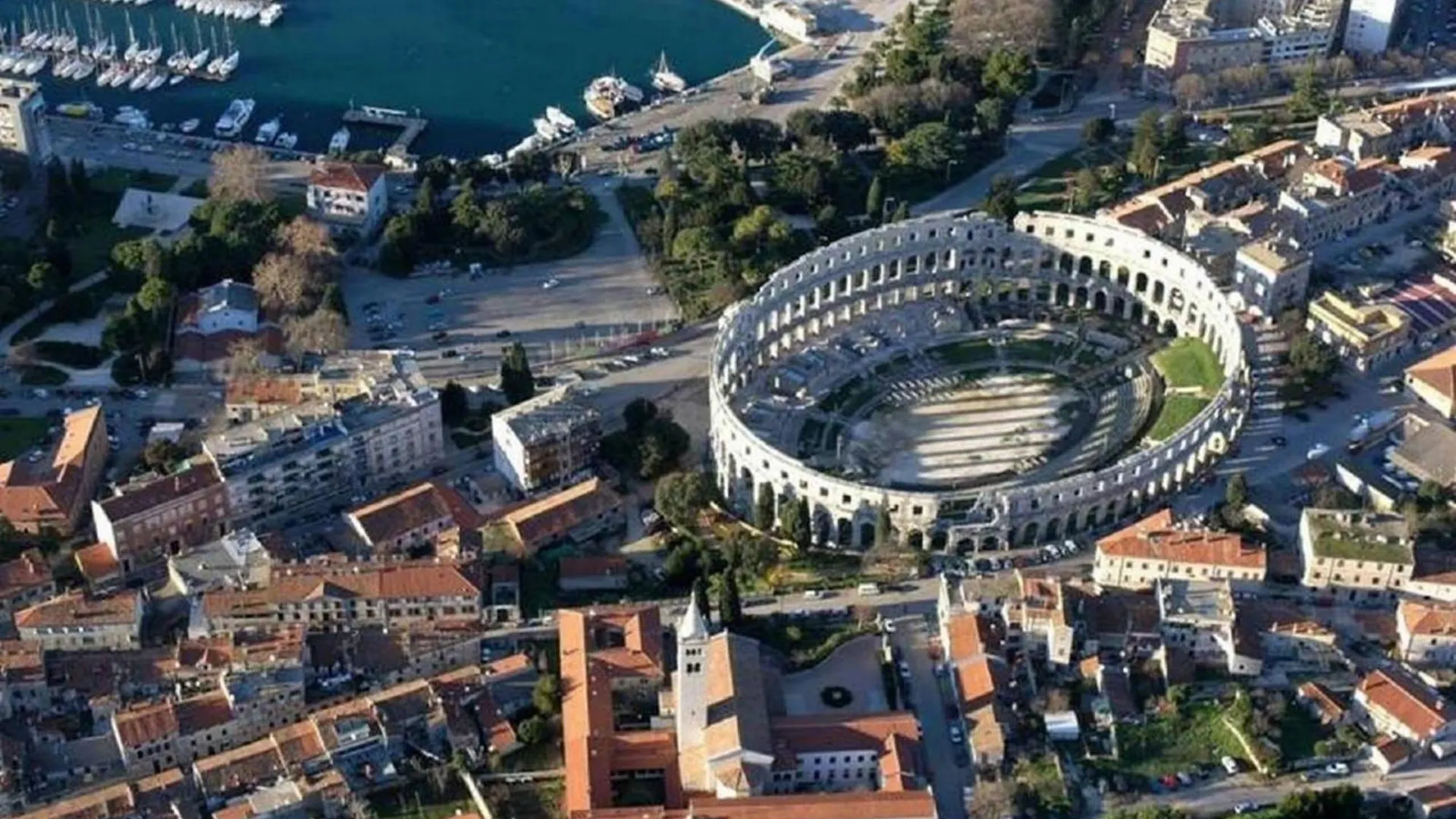 Apartment Appartement In Pula Mit Eigenem Balkon
